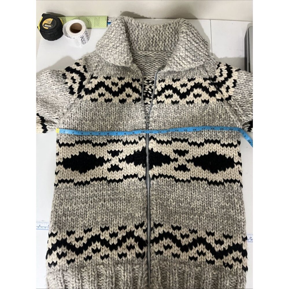 Cowichan Style Vintage Wool Sweater Men’s Large - Picture 8 of 9
